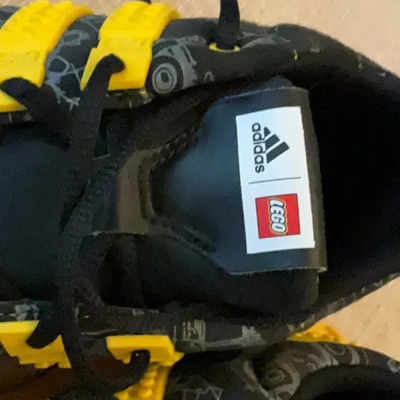 Adidas, size 6.5, black & yellow - Picture 2 of 8